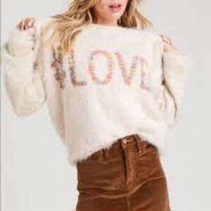 Le‎ Lis Hashtag "Love" Eyelash Oversized Sweater Size Small